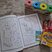 Кольорові олівці Crayons та пластелін Play-Doh. Розфарбовка в подарунок.