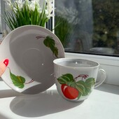Набор. Красивая чашка с блюдцем из сервиза «Вишенки» 200 ml