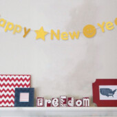 Растяжка Happy New Year золото. Германия