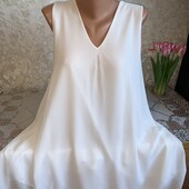 В ідеалі подовжена білосніжна блуза НОГ 47см.