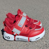 Кросівки як пушинка на липучках