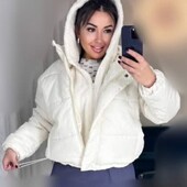 Трендова куртка з капюшоном- мєховушкою