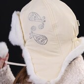 Шапка на меху для принцесс