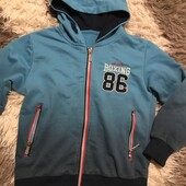 Кофта з капюшоном на 5-7 років