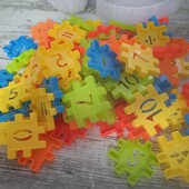 Конструктор 73 деталі