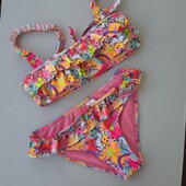 Оригінальний, дуже гарний блискучий купальник на 8-10 років