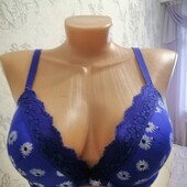 Новий! Красивий бюстгальтер на кісточках Marks & Spencer 70Е Заміри в описанні!