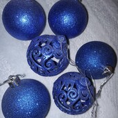 Ялинкові прикраси. Все, що на фото.