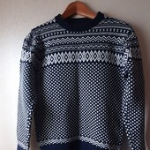 ☘☘☘Фірмовий светр ☘☘☘