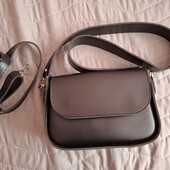 Жіноча сумка з двома ремінцями