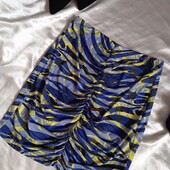 Красива літня спідничка