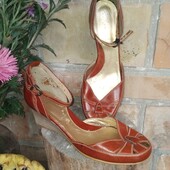 Босоніжки Next, натуральна шкіра, 25.5 см, не ношені, нюанс