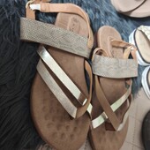 Lunar uk3 36p босоніжки