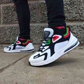 Легкі чоловічі кросівки. В наявності 42р - 28см устілка. Стан: Новий 