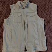 Жіноча жилетка