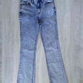 Prettylittlething стильные джинсы высокая посадка!!! низ клёш!!! размер S