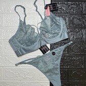 Арт.460 комплект жіночий бюстгальтер+стринги від hunkemoller.