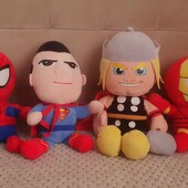 Одним лотомі! Людина павук, Тор, Залізна людина, Супер-Мен