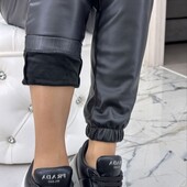 Женские теплые брюки джоггеры кожвинил на плюше качество топ