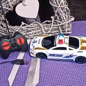 Радиоуправляемая полицейская машина на аккумуляторе 20см