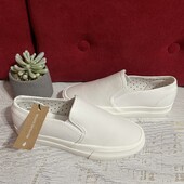 Сліпони із текстилю,від Even&Odd,розмір 35,устілка 22,5