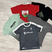 Набір футболок на 8/10 років.