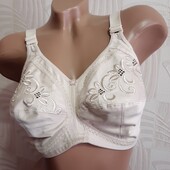 Симпатичний бюстгальтер без кісточок від M&S 85Е