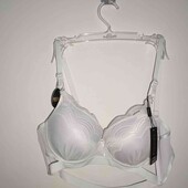 Бюст з пуш-ап Intimidao. Р. 85 В