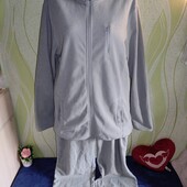 Високий зріст.Костюм флісовий, гарний стан