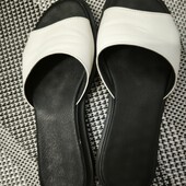 Шльопанці шкіряні 38 р