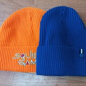 Шапка одна на вибір 6-10 років