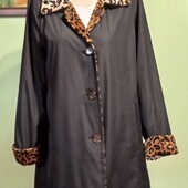 Куртка женская осень р 50-52Двухсторонняя, внутри меховая