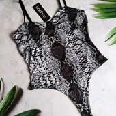 Шикарный змеиный боди)))размер 14/42 Boohoo