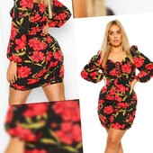 Жіноча сукня в квітковий принт в 48 розмірі.