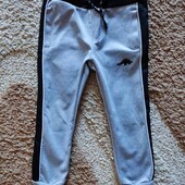 Класні спортивні ластикові штаніки. Плотні. 3-4р.