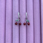 Срібні сережки вишеньки з камінцями 925