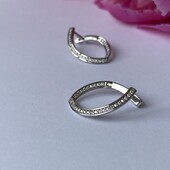 Оригінальні срібні сережки з фіанітом