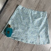 Розпродаж магазину! Легка літня спідниця у дрібні квіти з розрізом збоку