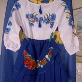 Вишиванка і спідниця, на 6-10 років.