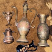 Старовинні вазочки для декору інтерєра