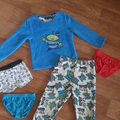 Тепла піжама primark на 4-5 років, тепла кофтинка та трусики sinsay