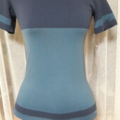 Спортивна футболка