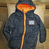 Легкая и теплая куртка/деми в хорошем состоянии