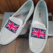 Чудові легкі туфлі, мокасини, розмір 36-37