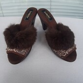Кімнатні капці на каблучку 25см. Нюанс