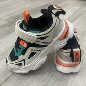 Кросівки дитячі