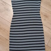 Стильна еластична сукня силует в полоску розмір с
