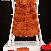 Шикарна мехова жилетка з екохутра , на р 120-130