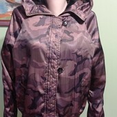 Куртка женская утеплитель синтепон,непромокаемая,с капюшоном р 50 нова