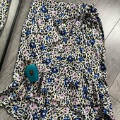 Розпродаж магазину! Класна сукня с боку бант обшити валани зад шлейф перед коротший